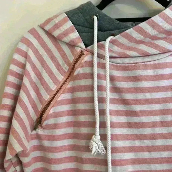 Ampersand Ave Hoodie Pullover Double Hood Pink Cream and Gray Size M - Picture 3 of 16